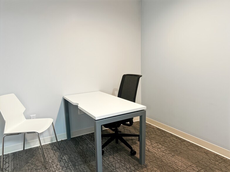 3117 Whiting Ave, Charlotte, NC à louer - Photo du bâtiment - Image 2 de 34