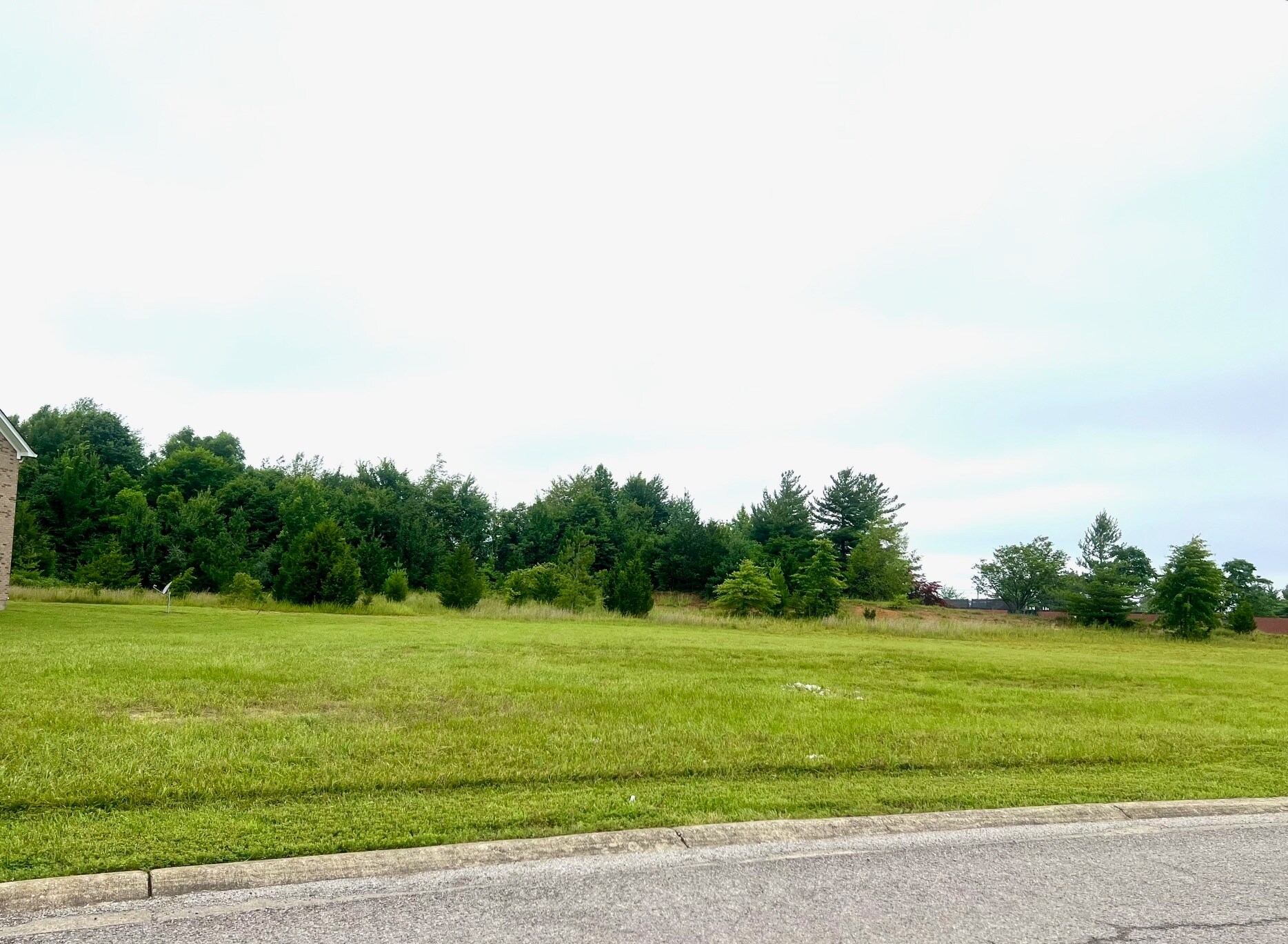 Drexler Cir, Elizabethtown, KY for sale Building Photo- Image 1 of 11