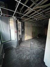 76-81 Bridge St, Newport for lease Interior Photo- Image 2 of 4