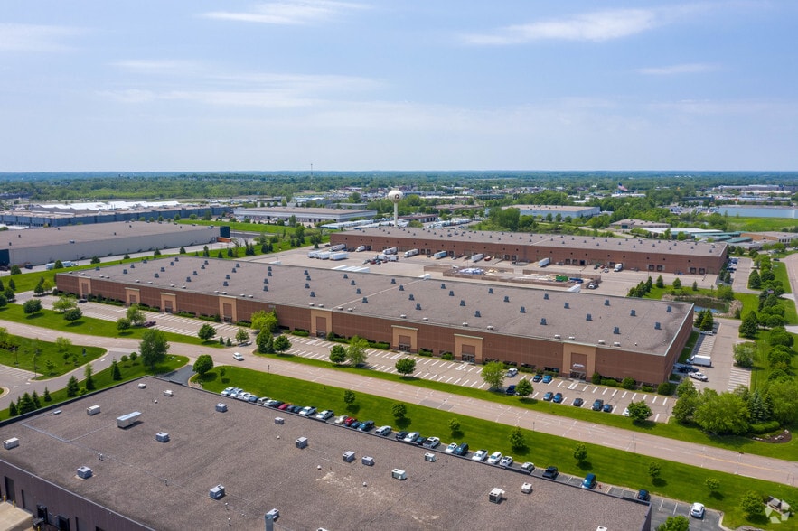 20015 Diamond Lake Rd S, Rogers, MN for lease - Building Photo - Image 2 of 6