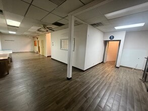 920 S Cherokee Ln, Lodi, CA for lease Interior Photo- Image 2 of 4