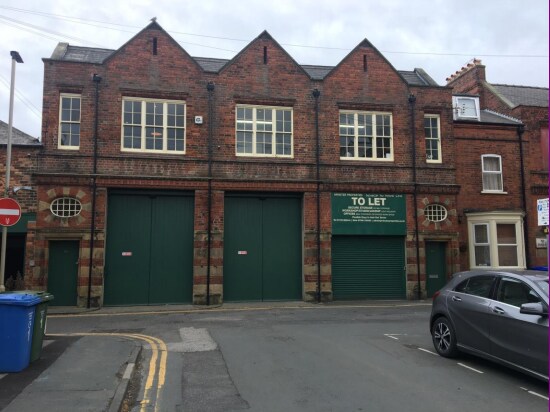 Gladstone Ln, Scarborough à vendre - Photo du bâtiment - Image 1 de 2