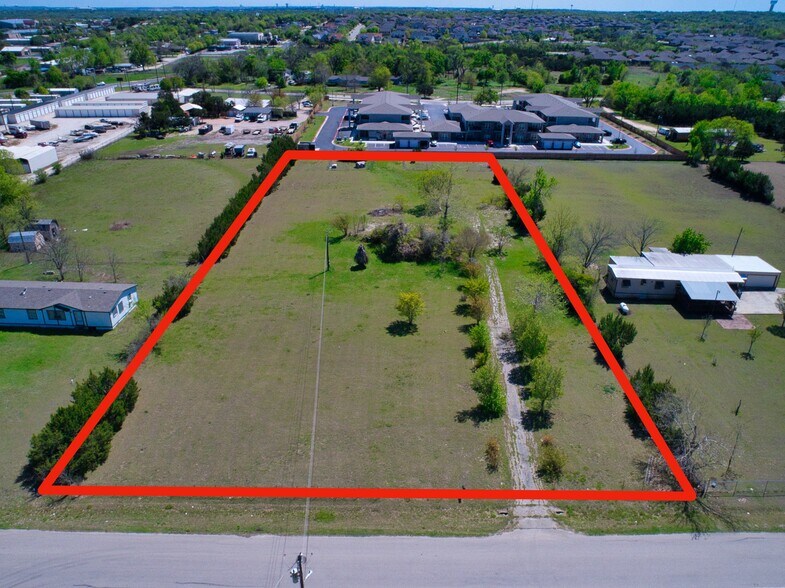 414 Lion Dr, Leander, TX à vendre - Aérien - Image 1 de 7