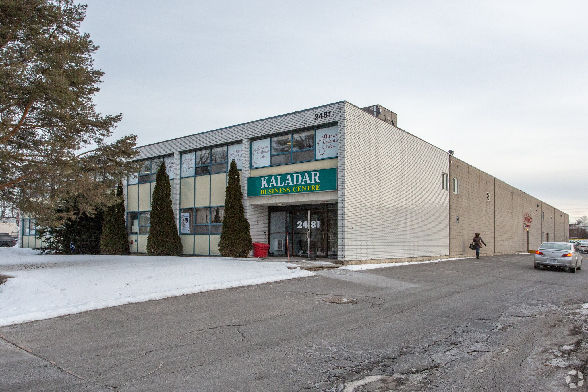 2481 Kaladar Ave, Ottawa, ON for sale Primary Photo- Image 1 of 1