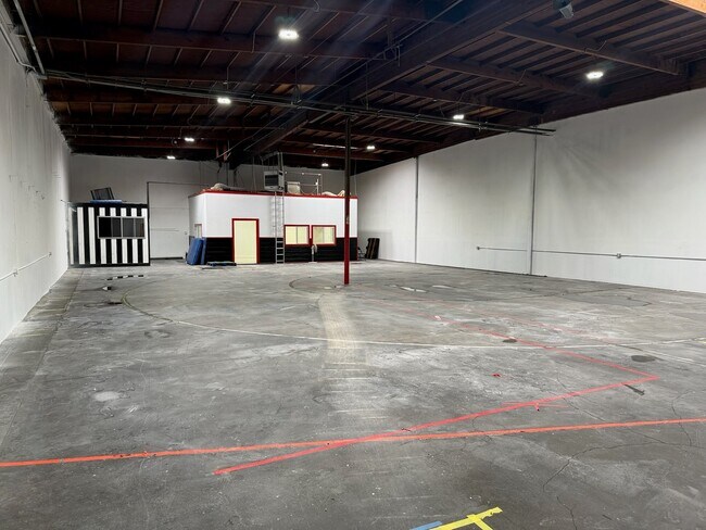 More details for 1519 W 139th St, Gardena, CA - Industrial for Lease