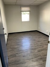 3213 I 30, Mesquite, TX for lease Interior Photo- Image 1 of 3