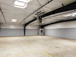10-14 Blanca Ln, Watsonville, CA for lease Interior Photo- Image 1 of 6