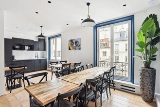 10 Rue Du Mail, Paris for lease Interior Photo- Image 2 of 4