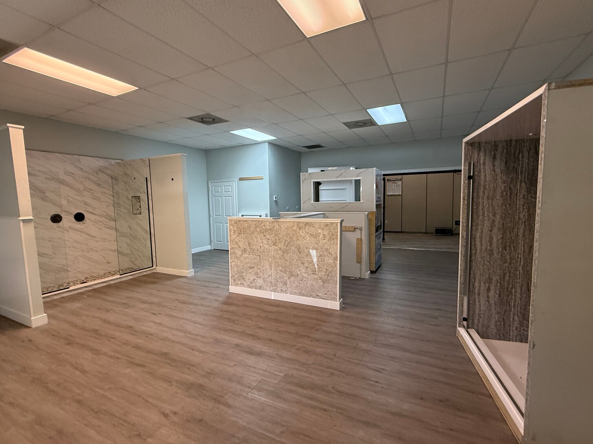 25270 Bernwood Dr, Bonita Springs, FL for lease Interior Photo- Image 1 of 1