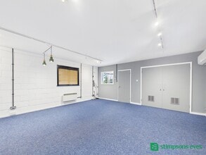 Main Rd, Newport Pagnell for lease Interior Photo- Image 2 of 7