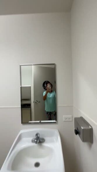 2045 Lauwiliwili St, Kapolei, HI for lease - Commercial Listing Video - Image 3 of 23