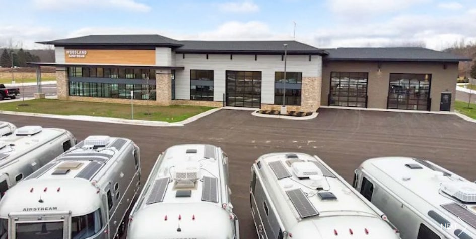 9331 Dixie Hwy, Springfield Township, MI for sale - Building Photo - Image 2 of 12