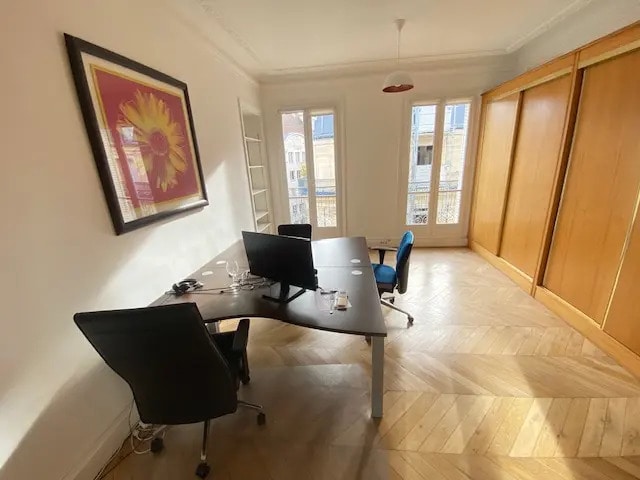 Espace de cotravail dans Paris à louer - Photo intérieure - Image 2 de 3