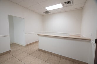 4560 S Decatur Blvd, Las Vegas, NV à louer Photo intérieure- Image 1 de 12