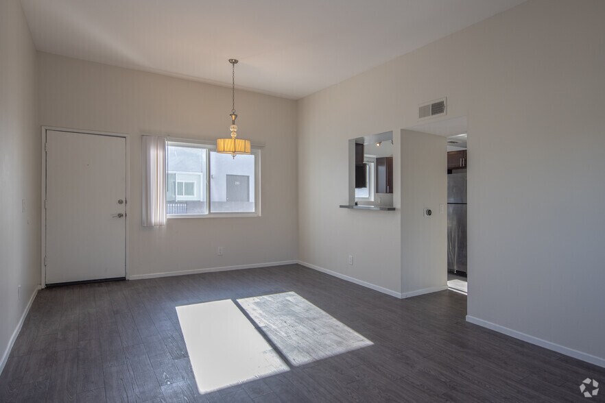 4620 S Slauson Ave, Culver City, CA à vendre - Photo du bâtiment - Image 2 de 23
