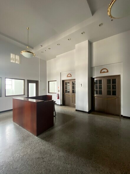 2211-2233 S Throop St, Chicago, IL à louer - Photo intérieure - Image 3 de 11