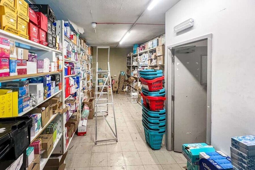 33 Newgate St, Bishop Auckland à vendre - Photo du bâtiment - Image 3 de 5