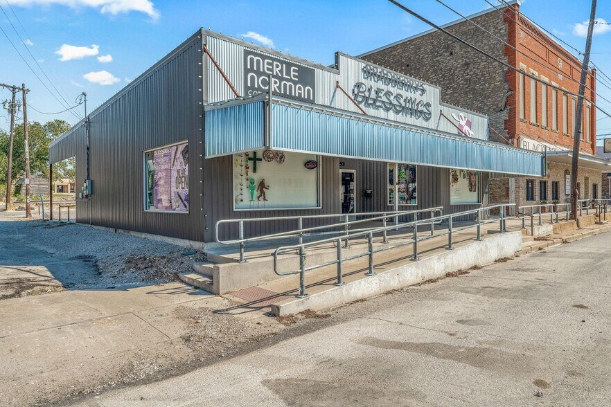 120 E Blackjack St, Dublin, TX à vendre - Photo du bâtiment - Image 2 de 34