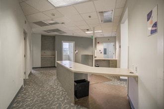 2600-2602 Cherry Ave, Bremerton, WA à vendre Photo intérieure- Image 1 de 4