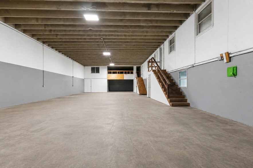 4400 Middle Ave, Sarasota, FL for sale - Interior Photo - Image 3 of 12