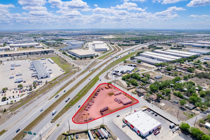 1330 Seaboard Dr, San Antonio, TX à louer - Photo du bâtiment - Image 2 de 16