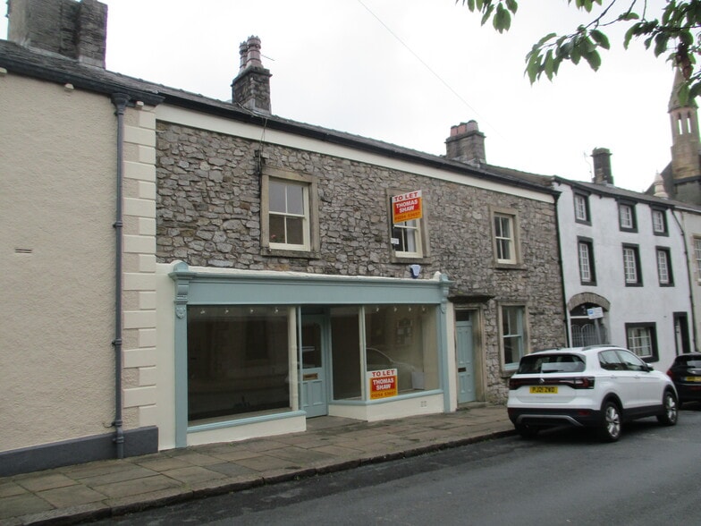 6-8 Church St, Clitheroe for sale - Building Photo - Image 1 of 5