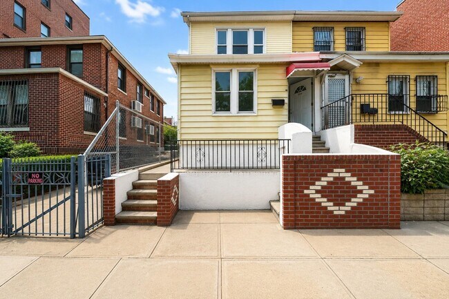 Plus de détails pour 4043 69th St, Woodside, NY - Multi-résidentiel à vendre