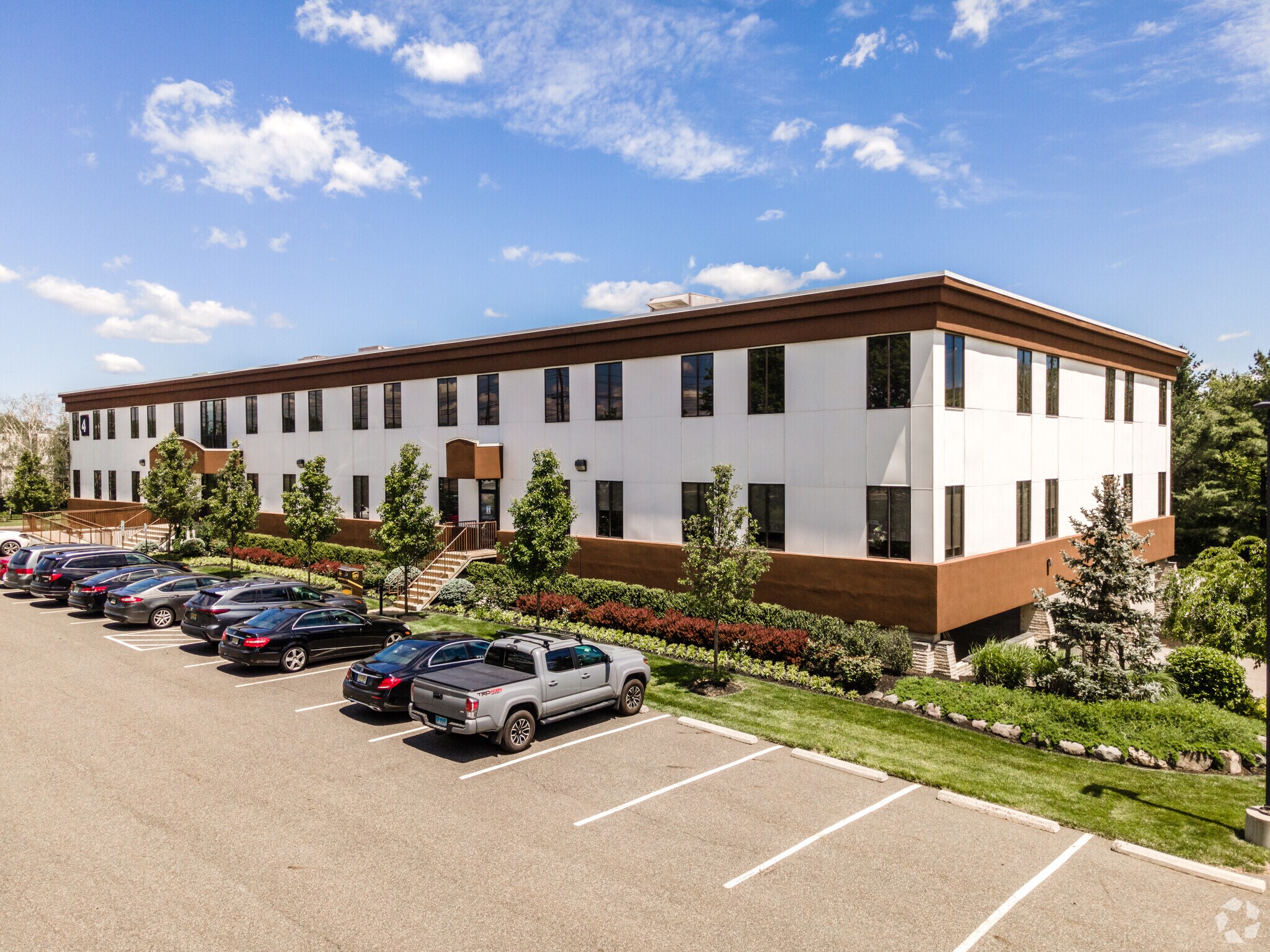 771 Cuthbert Rd, Cherry Hill, NJ à louer Photo du bâtiment- Image 1 de 7