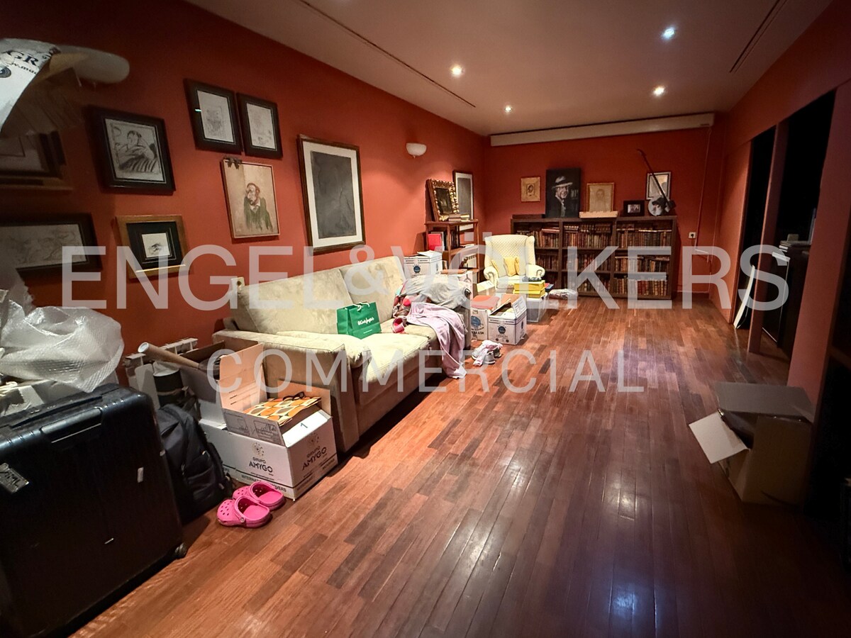 Calle de Fortuny, 51, Madrid, MAD 28010 - - - Interior Photo - Image 1 of 4