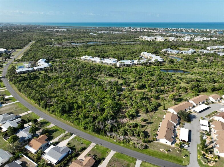 6700 Gasparilla Pines Blvd, Englewood, FL à vendre - Photo du bâtiment - Image 3 de 13