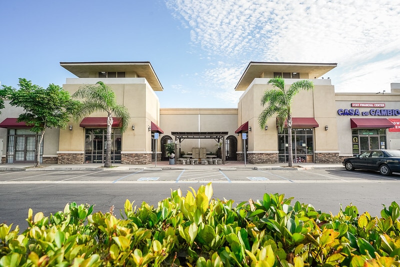 2368 Roll Dr, San Diego, CA for sale - Building Photo - Image 2 of 11