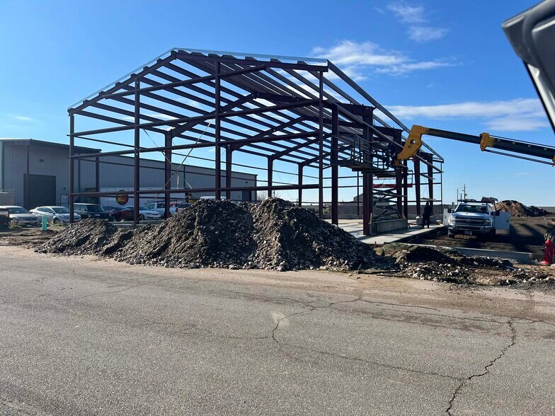 1438 W 3300 S, Ogden, UT à louer - Photo du bâtiment - Image 3 de 8