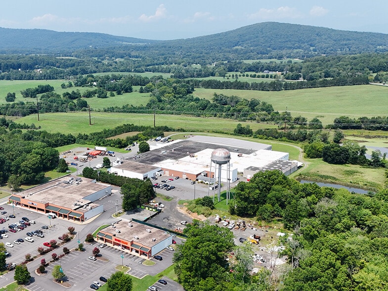 1 Cleveland St, Gordonsville, VA for lease - Building Photo - Image 3 of 5