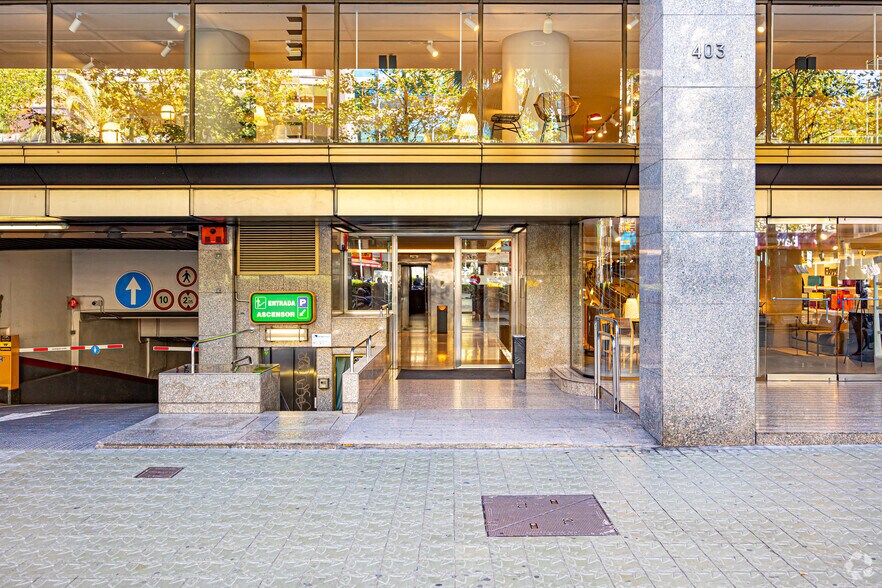 Avinguda Diagonal, 403, Barcelone, Barcelona à louer - Photo du bâtiment - Image 3 de 4