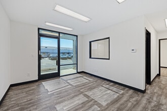 15131-15151 Goldenwest Cir, Westminster, CA à louer Photo intérieure- Image 2 de 7