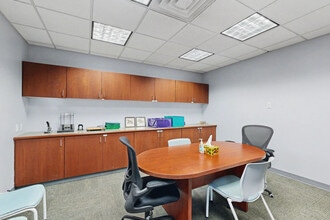421 W Broadway, Council Bluffs, IA for lease Interior Photo- Image 1 of 4