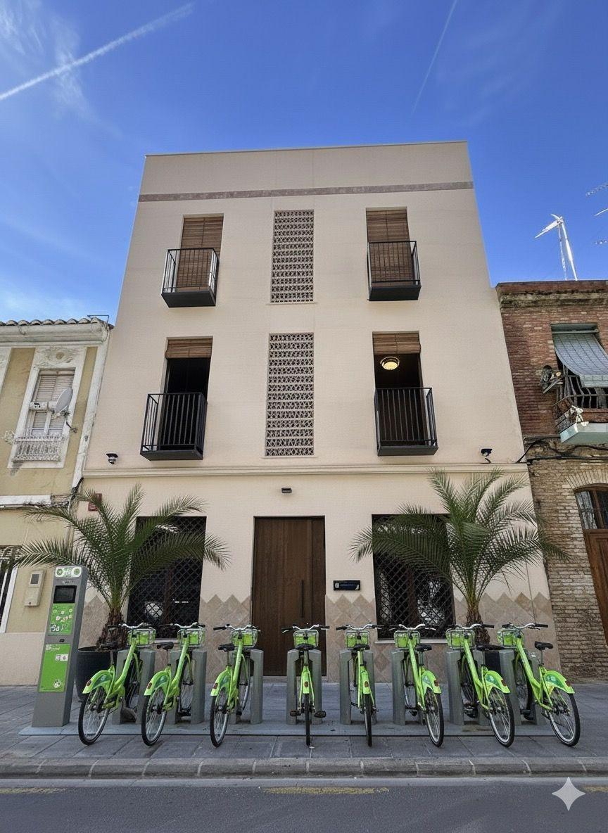 Services hôteliers dans València, Valencia à vendre Photo principale- Image 1 de 5