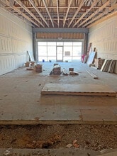 1500 E Sunshine St, Springfield, MO à vendre Photo intérieure- Image 2 de 5