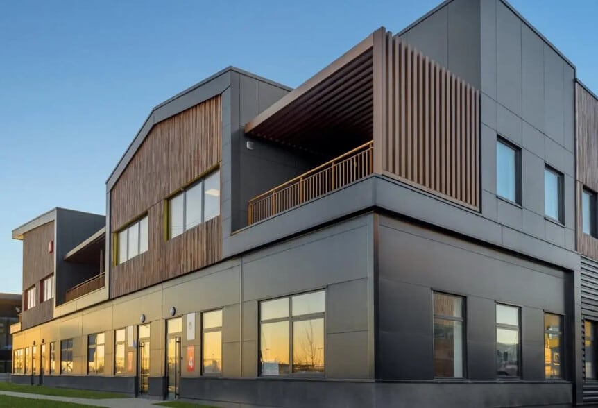 Flex in Marines for sale - Building Photo - Image 2 of 13