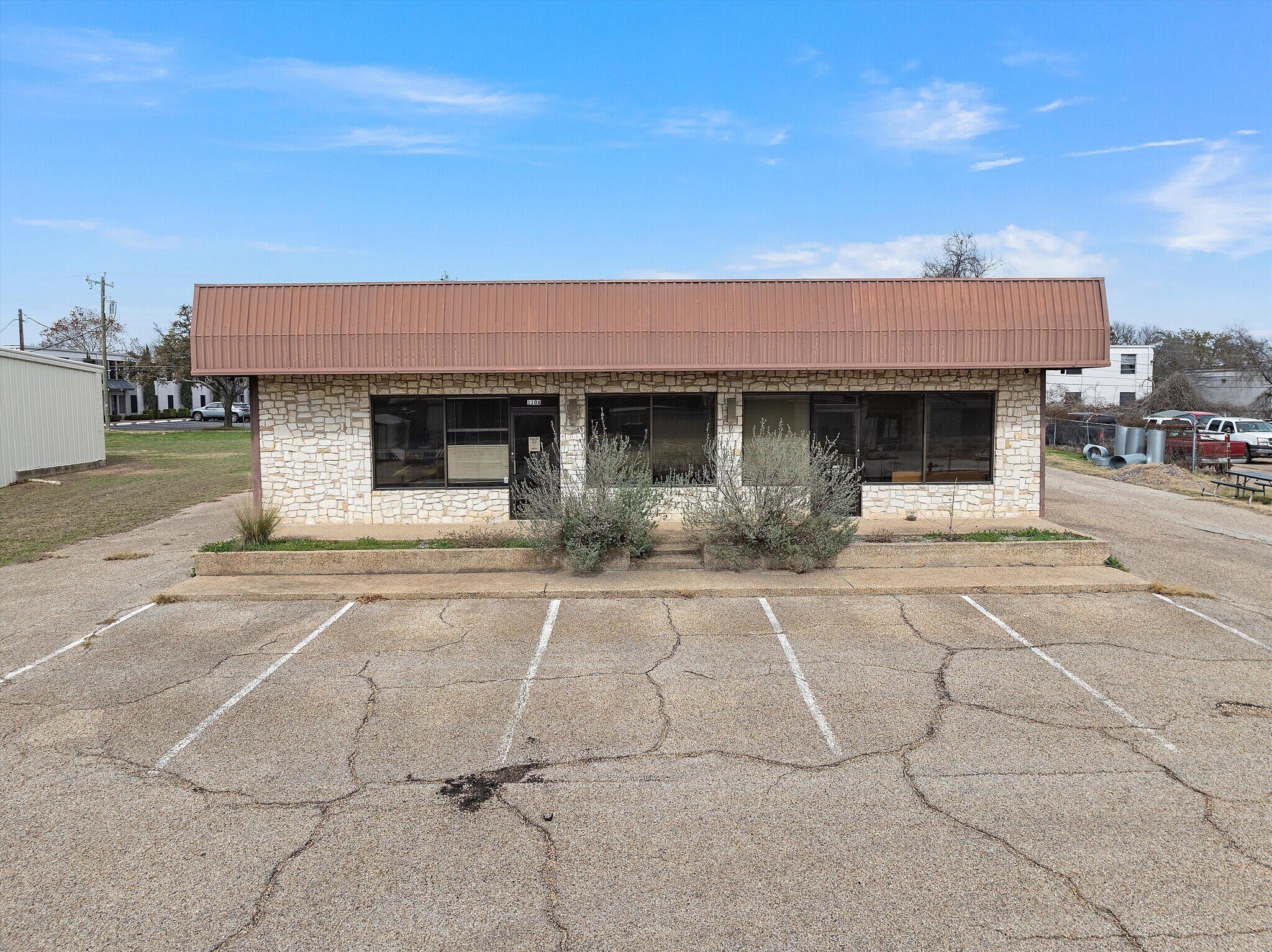110 Post Office Dr, Hewitt, TX à louer Photo du bâtiment- Image 1 de 7