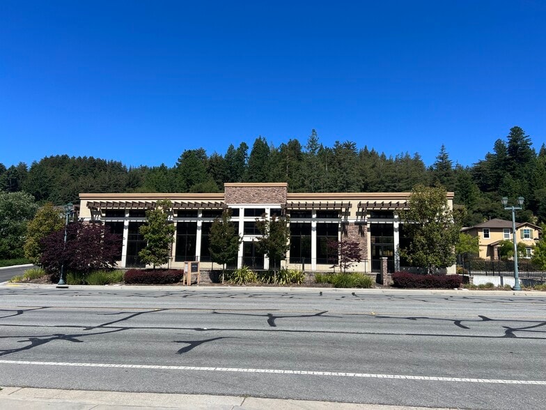 5011 Scotts Valley Dr, Scotts Valley, CA à louer - Photo principale - Image 1 de 11