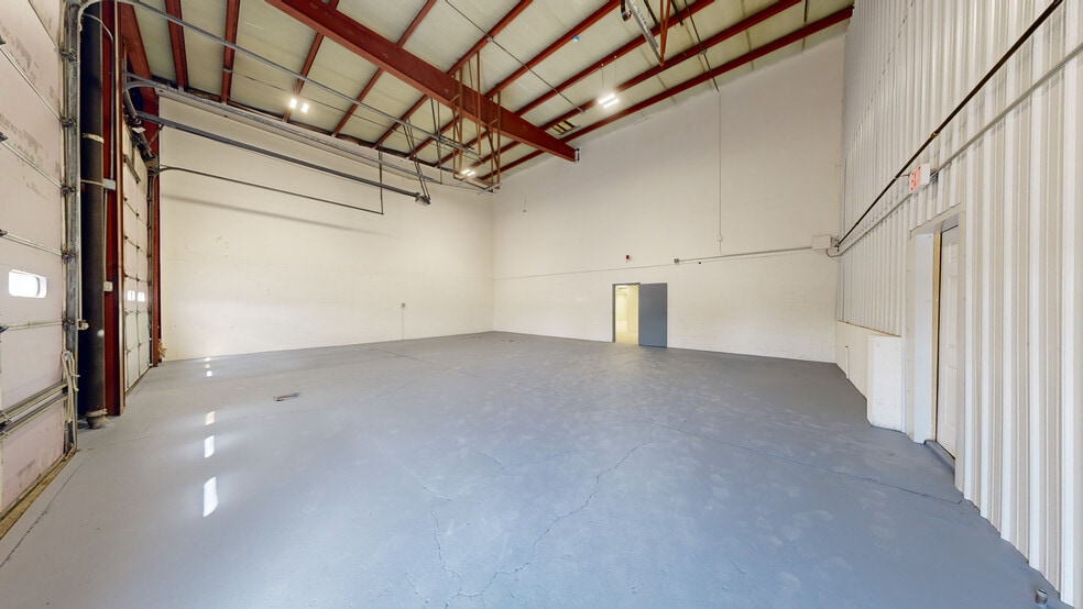 53 Portside Dr, Bourne, MA for lease - Matterport 3D Scan - Image 3 of 26