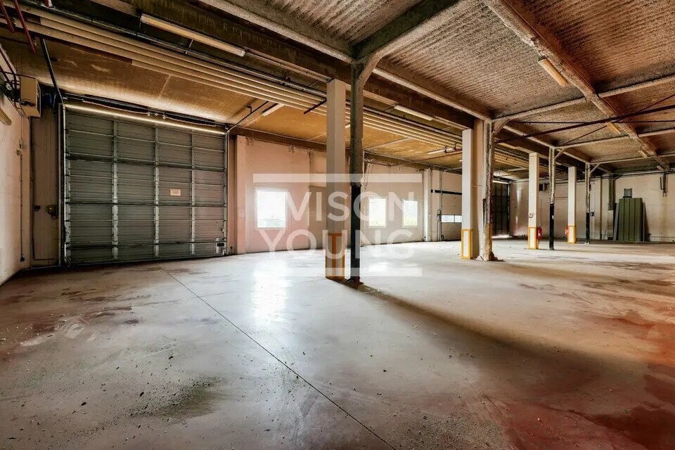 Flex in Gennevilliers for lease Interior Photo- Image 1 of 10