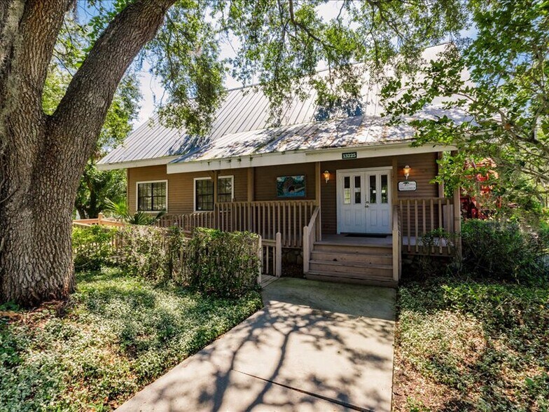 13225 FL-64, Bradenton, FL à vendre - Photo du bâtiment - Image 2 de 21