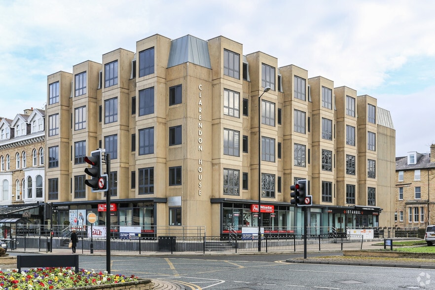 9 Victoria Av, Harrogate for lease - Primary Photo - Image 2 of 4