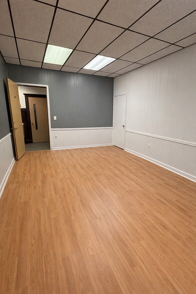 1441 Irving St, Rahway, NJ à louer - Photo intérieure - Image 3 de 6