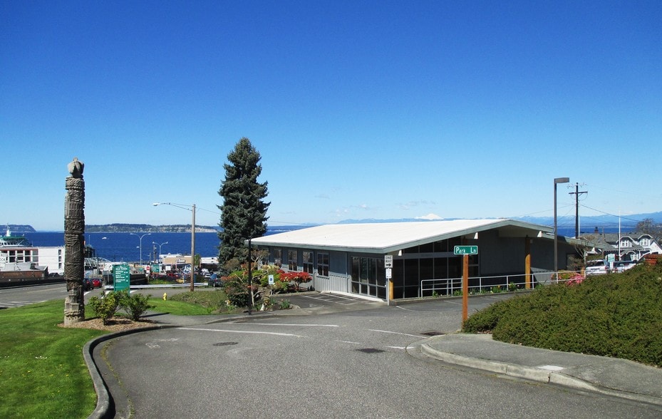 202 Lincoln Ave, Mukilteo, WA à vendre - Photo du bâtiment - Image 2 de 6