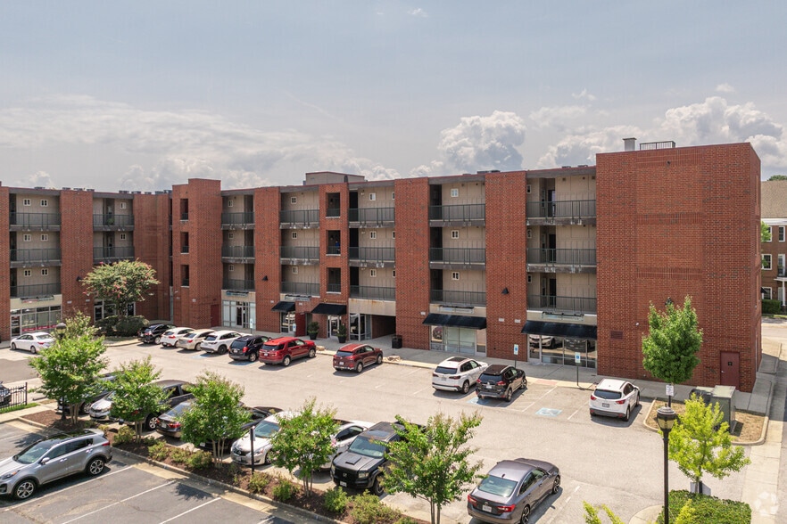 1060-1090 Loftis Blvd, Newport News, VA for lease - Building Photo - Image 3 of 11