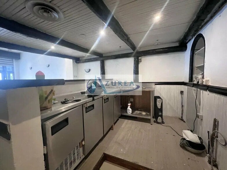 Flex in Nice for sale - Interior Photo - Image 2 of 12