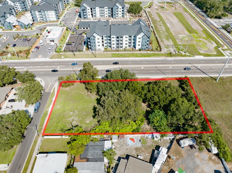 8501 Causeway Blvd, Tampa, FL à vendre - Photo du bâtiment - Image 3 de 5